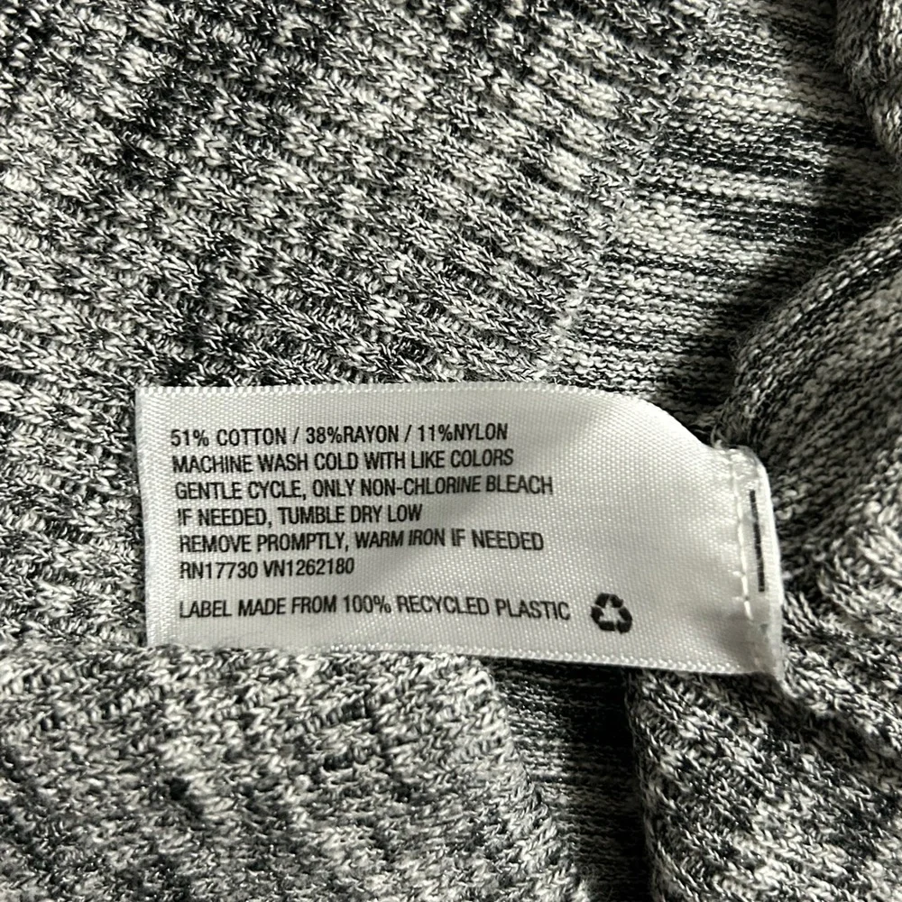 Mossimo Cardigan XS | Gray Marled V Neck Button Front Cozy Knit